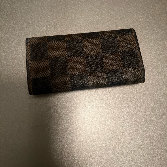 Louis Vuitton 4 Key Holder Brown Damier Ebene - Picture 2 of 3